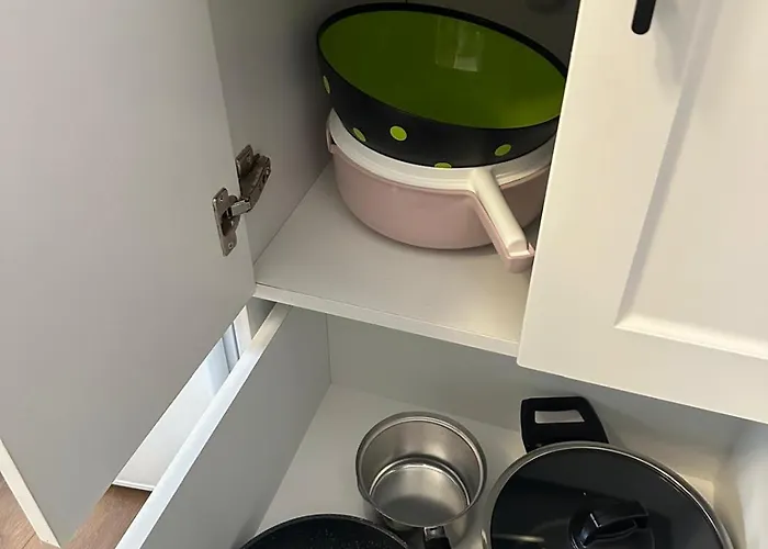 Lägenhetshotell Yellowhouse 3 4*